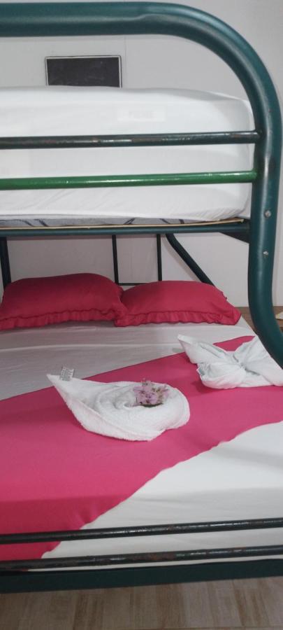 Cabinas Smith Cahuita Εξωτερικό φωτογραφία