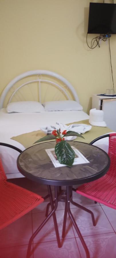 Cabinas Smith Cahuita Εξωτερικό φωτογραφία