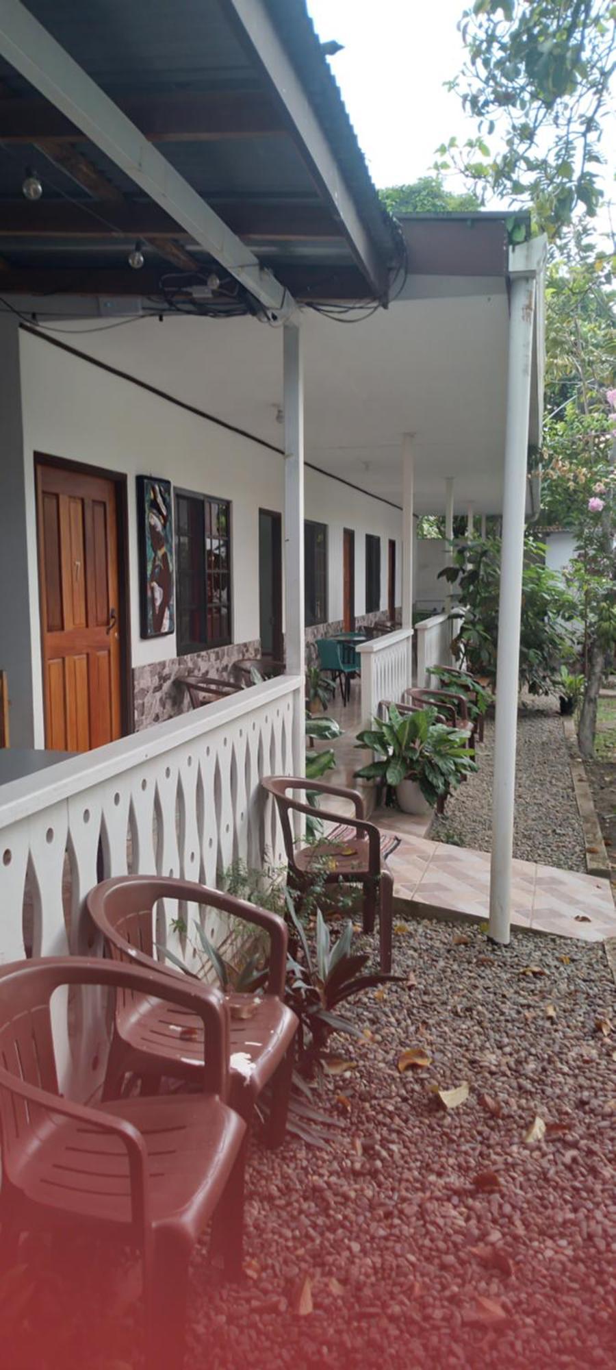 Cabinas Smith Cahuita Εξωτερικό φωτογραφία