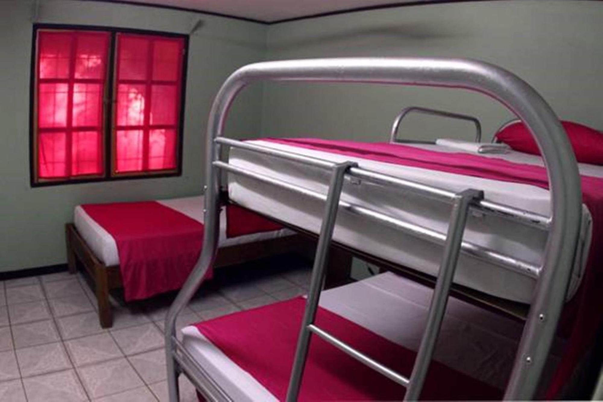 Cabinas Smith Cahuita Δωμάτιο φωτογραφία