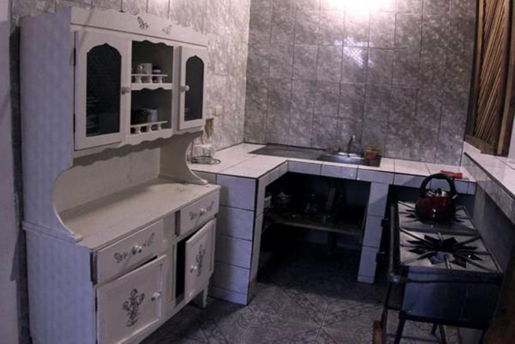 Cabinas Smith Cahuita Εξωτερικό φωτογραφία