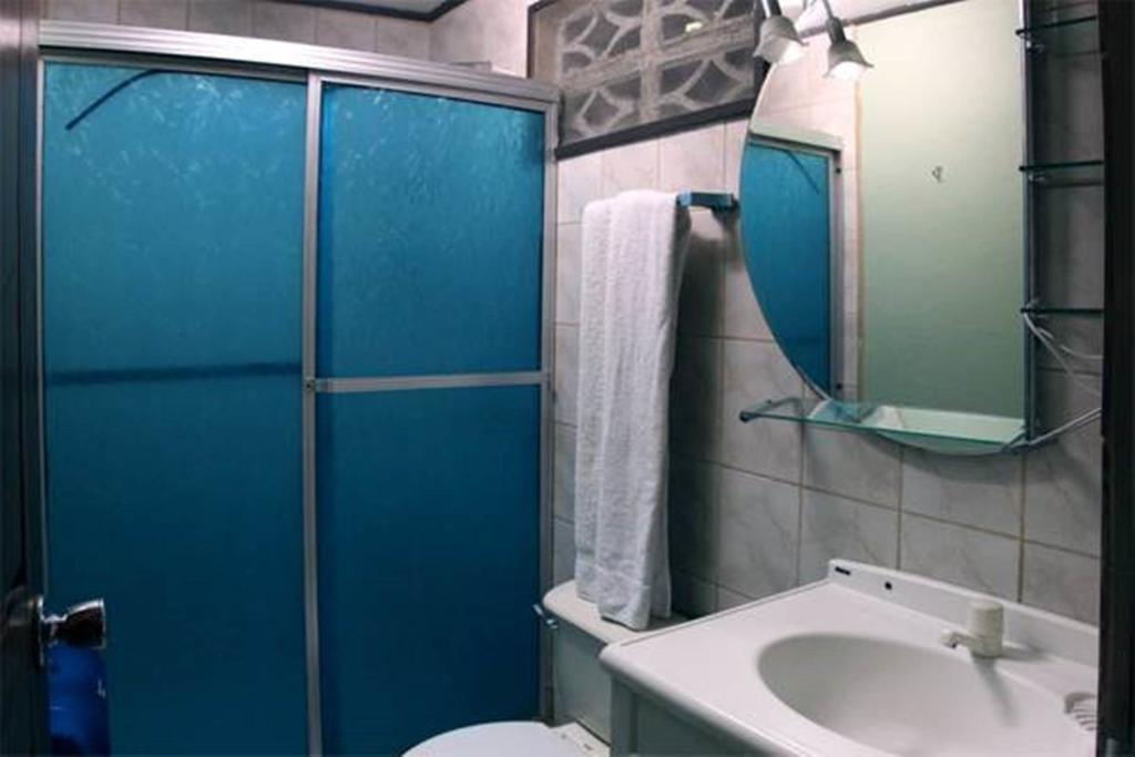 Cabinas Smith Cahuita Εξωτερικό φωτογραφία